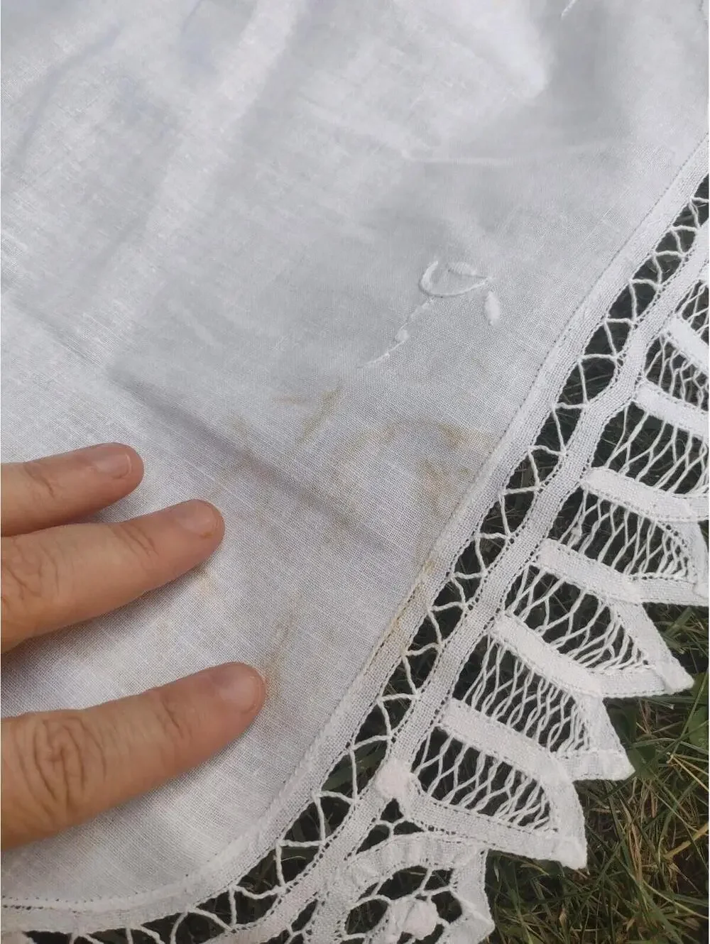 8pc Vintage Eyelet Lace Cutwork Linen Table Runner Lot Cottagecore Shabby Chic
